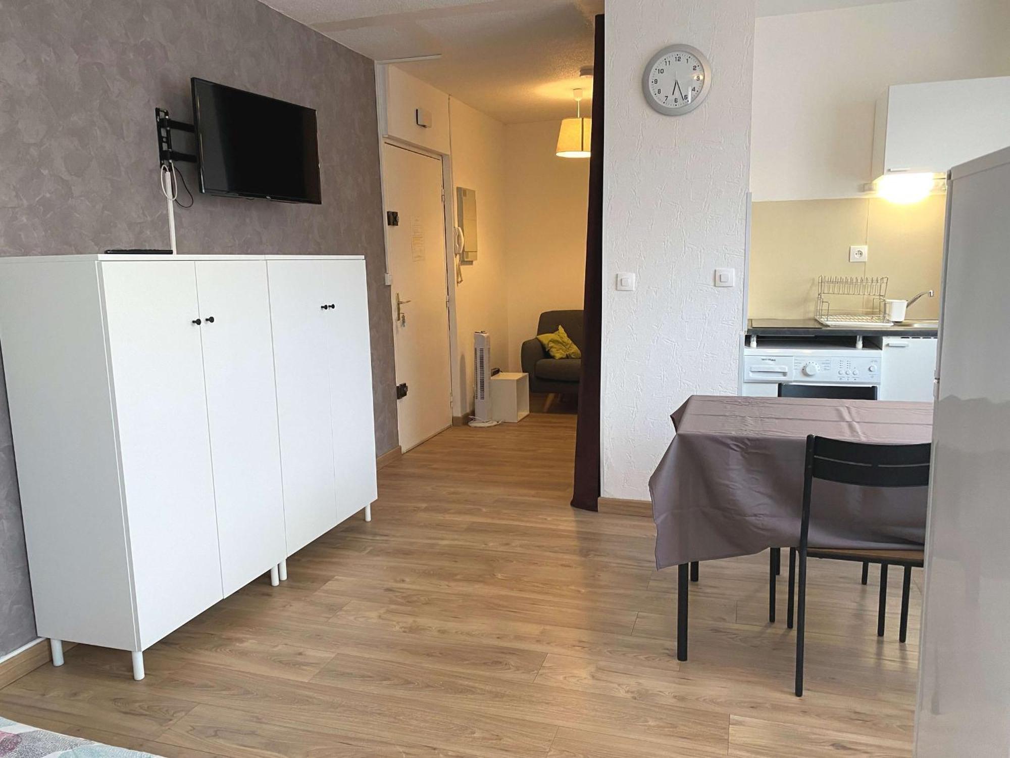 Studio Renove Avec Balcon, Proche Commerces, Wifi Et Cellier Privatif - Balaruc-Les-Bains. - Fr-1-553-13 外观 照片